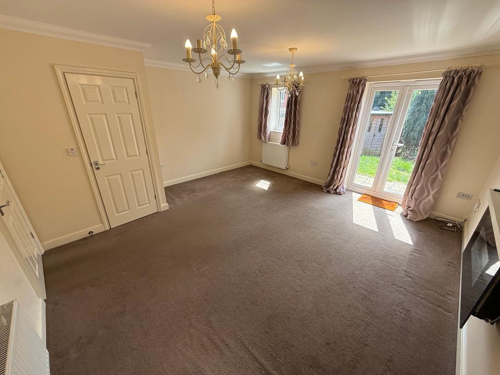 Lounge Dining Room