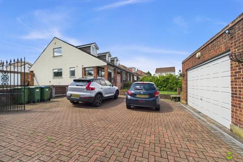 5 bedroom detached bungalow for sale, 31 Penn Lane, Bexley