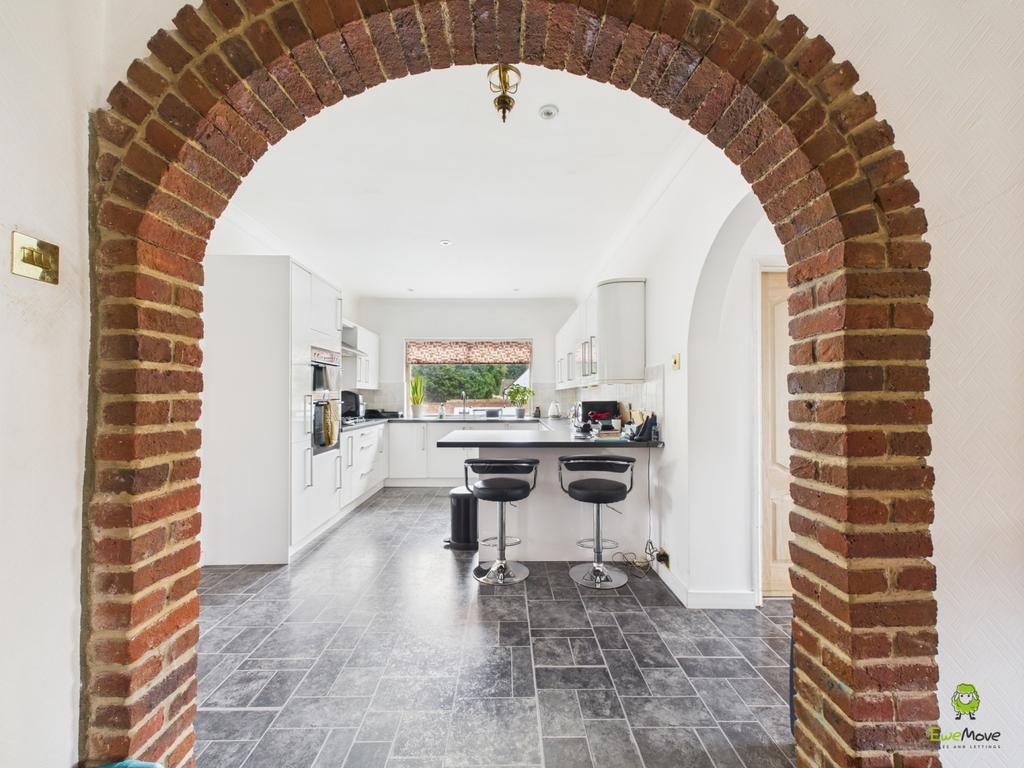 Presented by Nicoleta at Ewe Move Bexleyheath and D