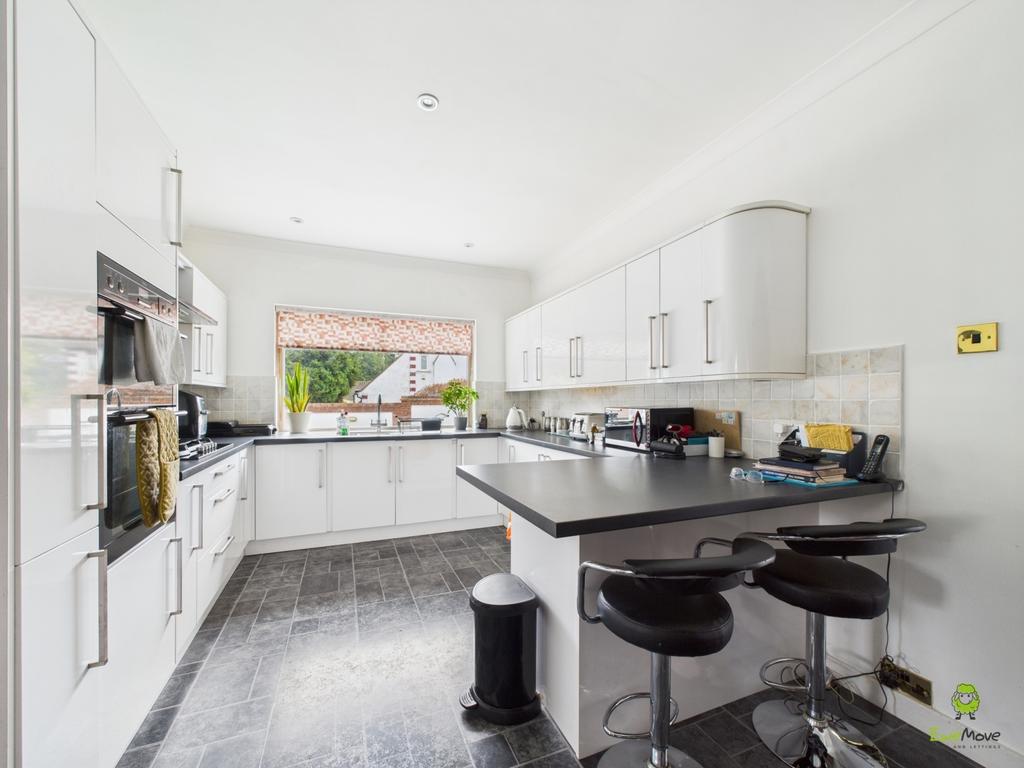 Presented by Nicoleta at Ewe Move Bexleyheath and D