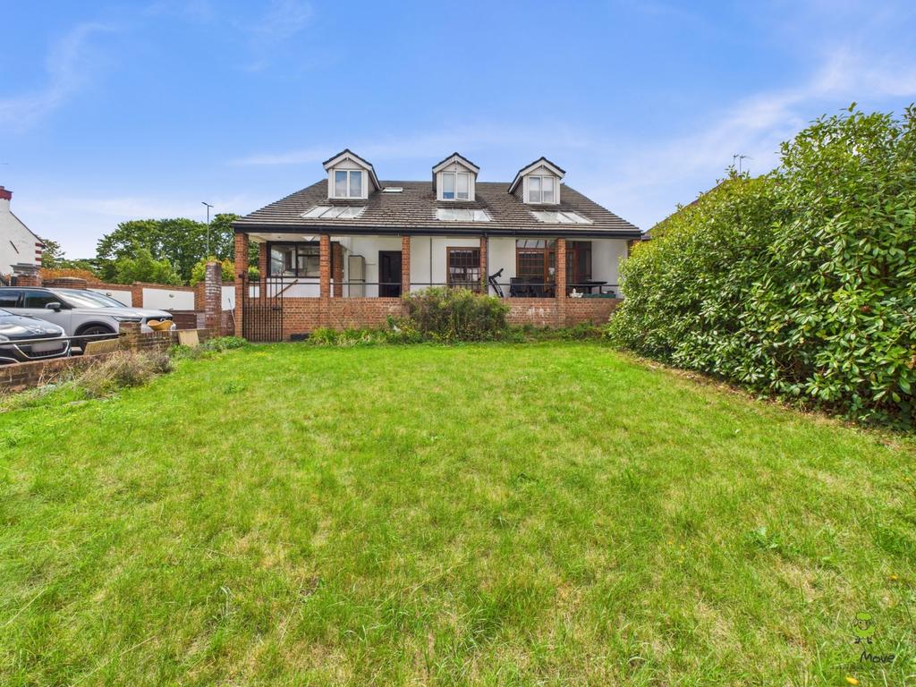 Presented by Nicoleta at Ewe Move Bexleyheath and D