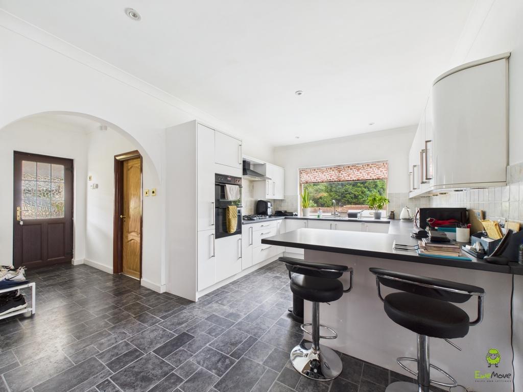 Presented by Nicoleta at Ewe Move Bexleyheath and D