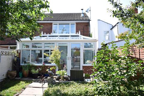 undefined, Somerset Road, Hampshire GU14