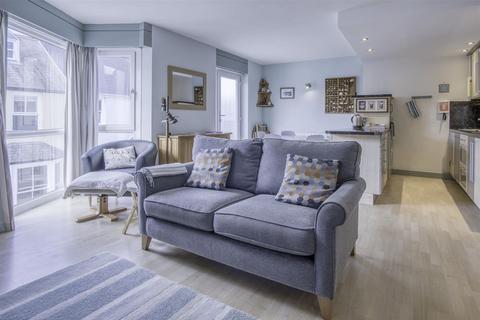 2 bedroom apartment for sale, St Marys Court, St Marys Street, Tenby
