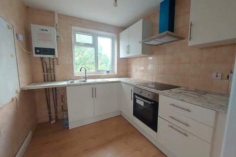 7 bedroom terraced house for sale, Hillside Avenue, IG8