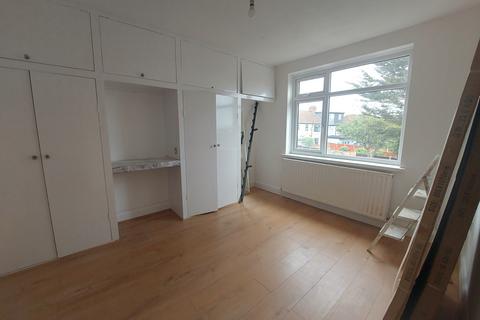 7 bedroom terraced house for sale, Hillside Avenue, IG8