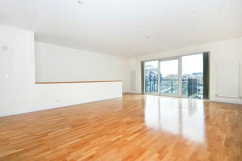4 bedroom end of terrace house to rent, Limehouse Basin, E14