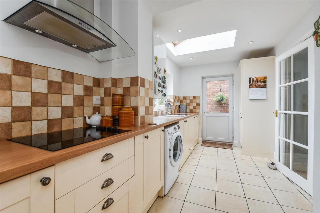 Sketch Ph26 6108257.jpg