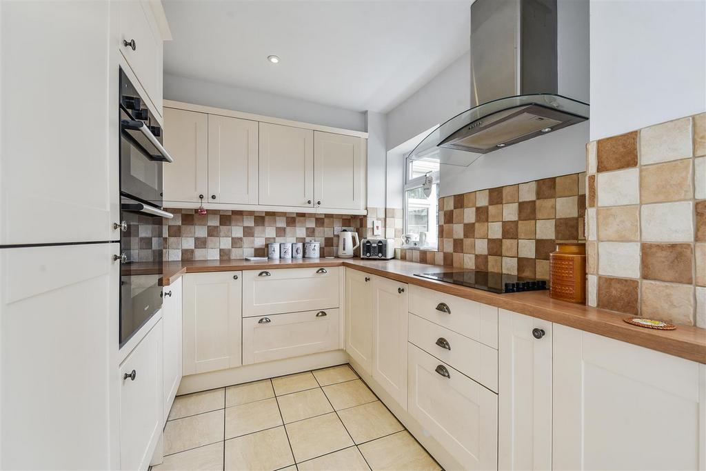 Sketch Ph34 6108265.jpg