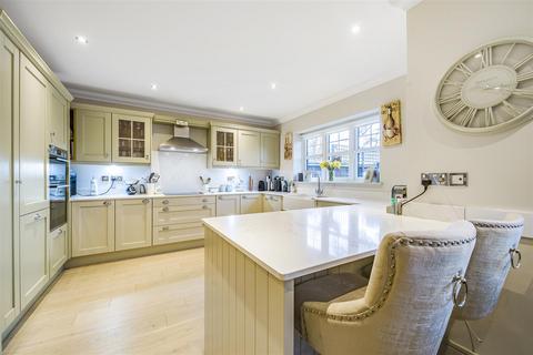 Treetops Croft Road, Shinfield, Reading, RG2 9EX