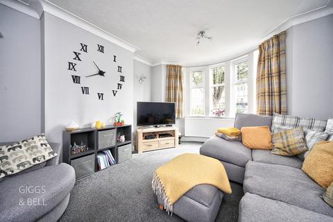 undefined, Wychwood Avenue, Luton, Bedfordshire, LU2