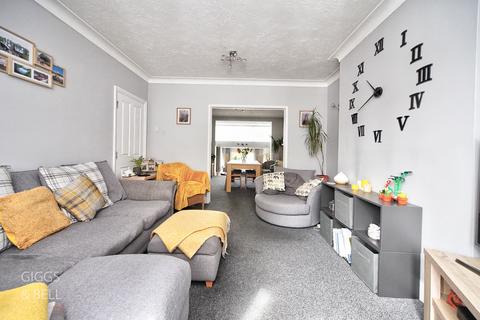 undefined, Wychwood Avenue, Luton, Bedfordshire, LU2