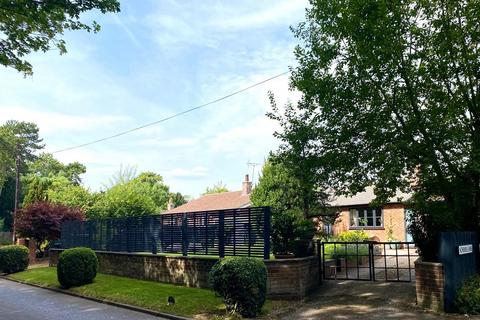 undefined, Newark Road, Caunton, Newark