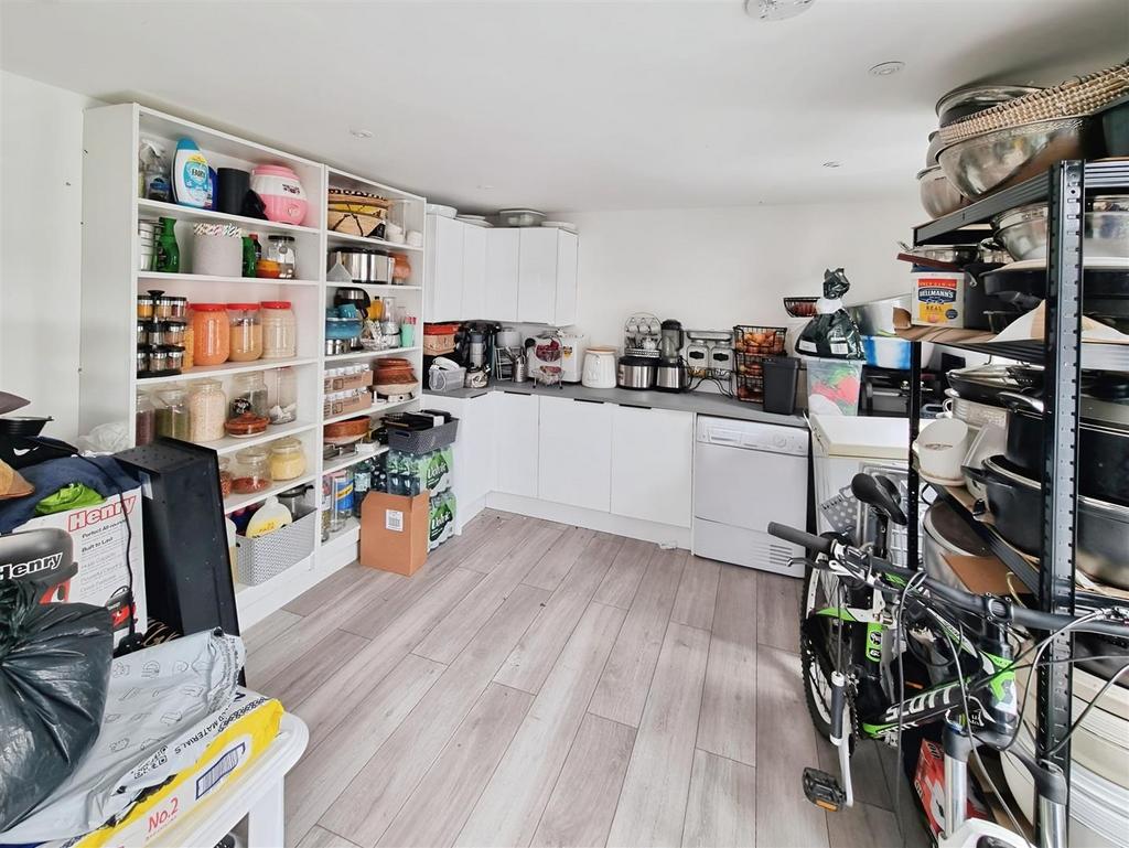 Studio/Office