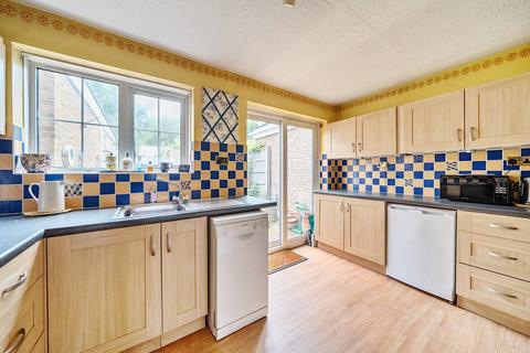 3 bedroom semi-detached house for sale, Manor Close, Langford, SG18
