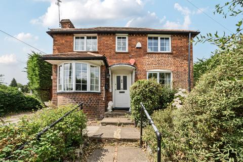 3 bedroom detached house for sale, Bath Road, Knowl Hill, Reading
