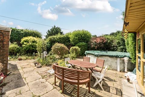 3 bedroom detached house for sale, Bath Road, Knowl Hill, Reading