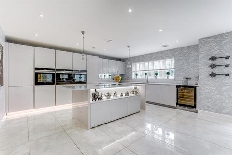 undefined, King Edward Mews, Newport CB11