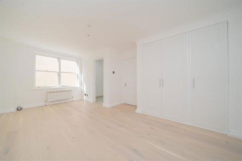 2 bedroom flat for sale, Queen's Gate, London SW7