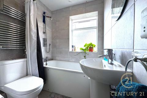 1 bedroom flat for sale, Denmark Road, KINGSTON UPON THAMES KT1