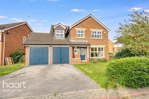 14 The Grange, Skellow, Doncaster, DN6 8SH