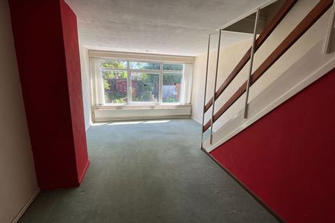 undefined, Merton Close, Oldbury B68