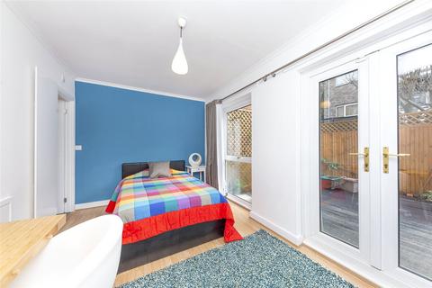 undefined, Carlisle Close, Kingston upon Thames KT2