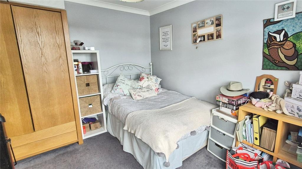 Bedroom 2 (1)