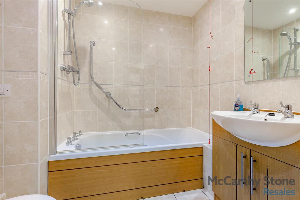8637548-interior14.jpg