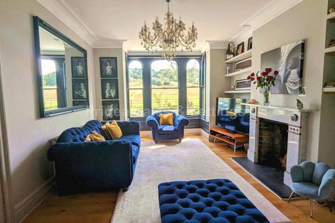 4 bedroom townhouse for sale, South Park, Lincoln