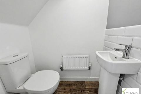 3 bedroom semi-detached house for sale, Cae'r Delyn, Oakdale, Blackwood