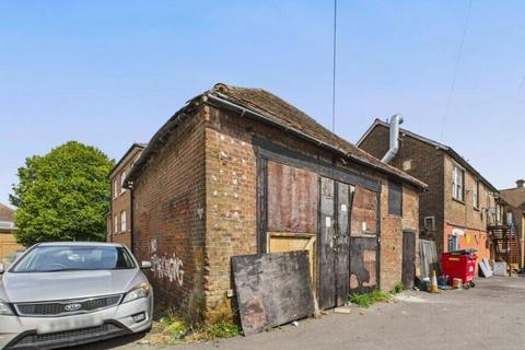 Warehouse for sale, 13 High St Dunstable LU6 1HX