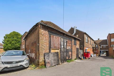 Warehouse for sale, 13 High St Dunstable LU6 1HX
