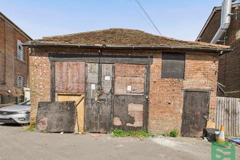 Warehouse for sale, 13 High St Dunstable LU6 1HX