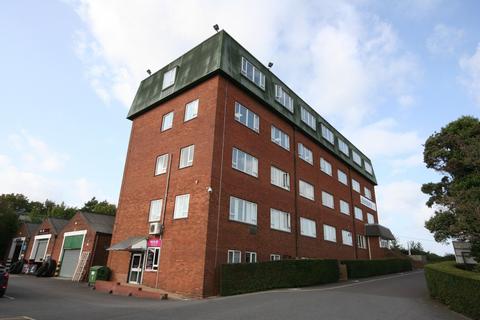 Office to rent, Station Rd Westbury BA13 4HR