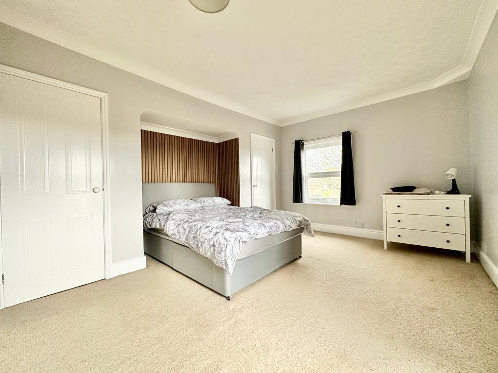 Bedroom3.JPG