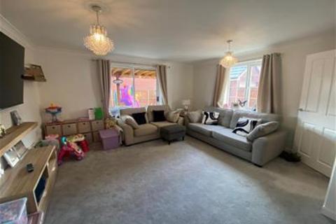 5 bedroom link detached house for sale, Phoenix Way, Stowmarket IP14
