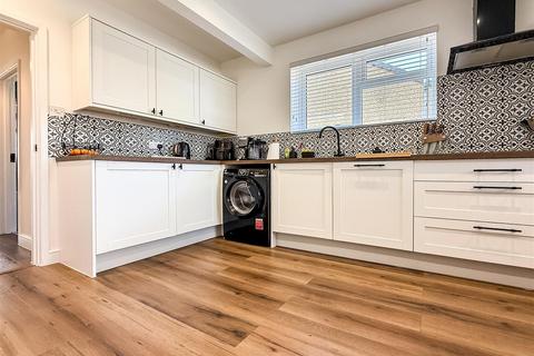 2 bedroom semi-detached bungalow for sale, Braemar Close, Gosport