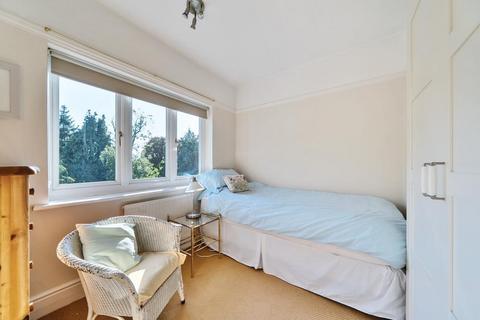 11 Finchley Way, London, N3 1AG