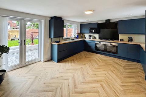 undefined, Belper Terrace, Chapel Street, Levenshulme, Manchester, M19