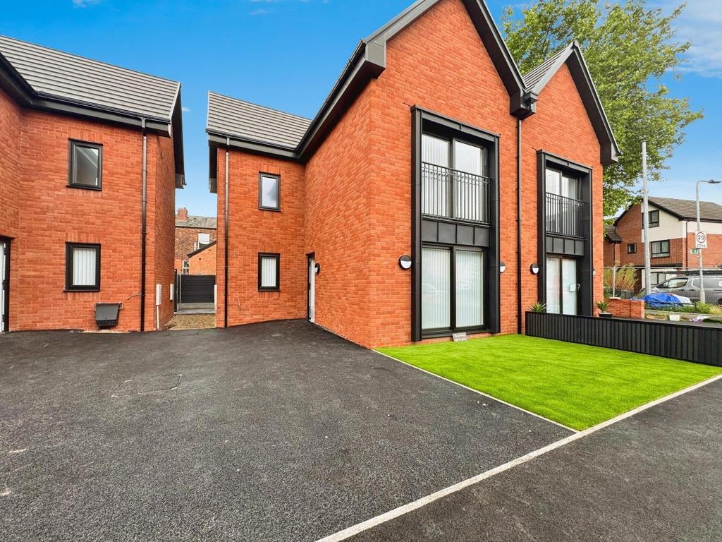 Show Home Photograph