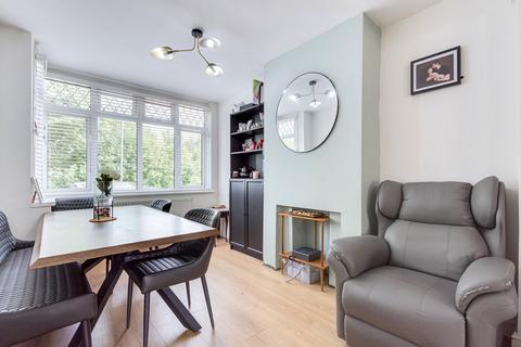 2 Brookend Road, Sidcup, DA15 8BE