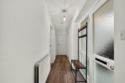 3 bedroom flat for sale, Cambridge CB4