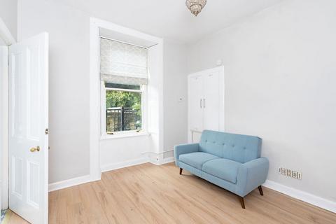1 bedroom flat to rent, 4130L – Gibson Street, Edinburgh, EH7 4LW