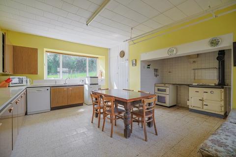 4 bedroom detached house for sale, Llanboidy CARMARTHENSHIRE