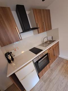 Studio to rent, 29 Cross Flatts Crescent, LEEDS LS11