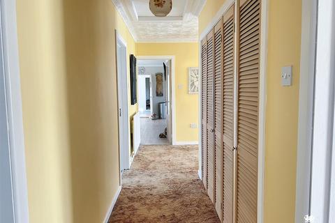 4 bedroom detached bungalow for sale, Pontantwn, Kidwelly