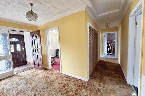 4 bedroom detached bungalow for sale, Pontantwn, Kidwelly