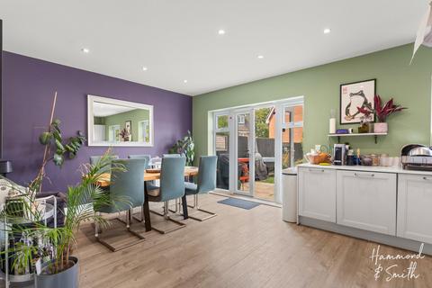 14 Archer Close, Coopersale, Epping, CM16 7FG