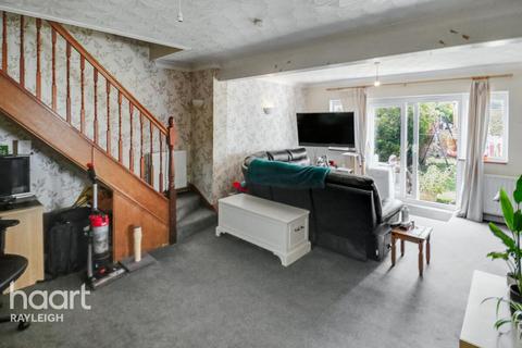 4 bedroom semi-detached house for sale, The Chase, Rayleigh